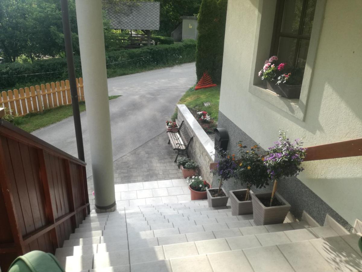 Rooms Hrominc เบลด ภายนอก รูปภาพ
